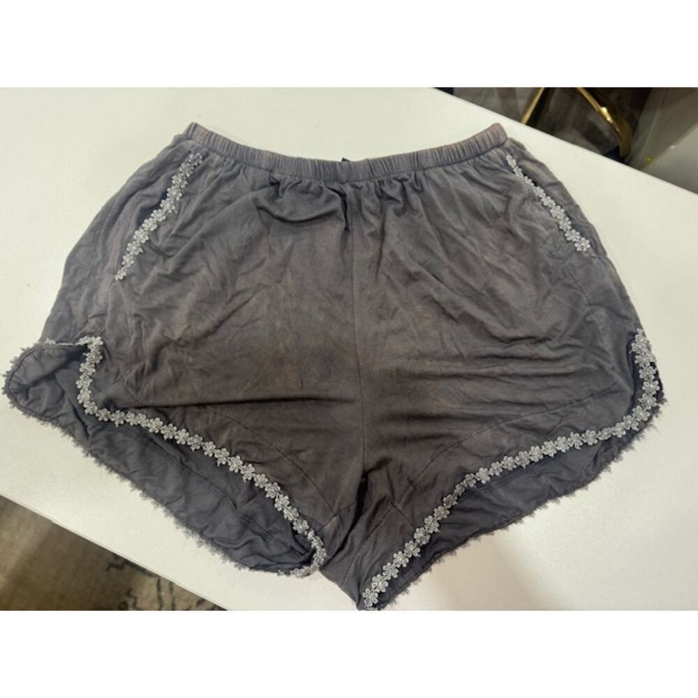 POL Shorts